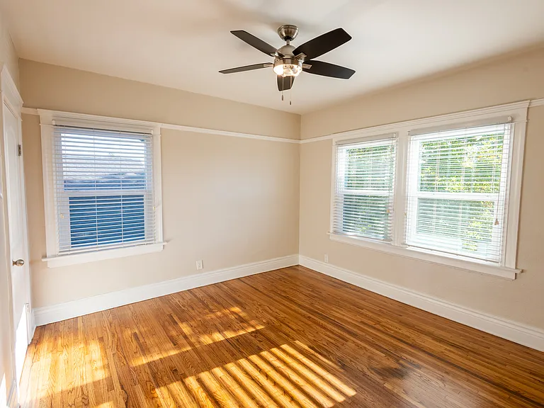 4210 Halldale Ave — Photo 24