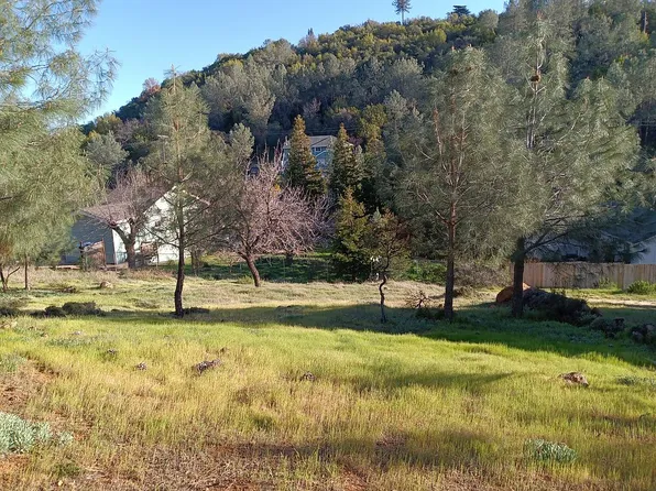 10131 El Capitan Way, Kelseyville, CA 95451