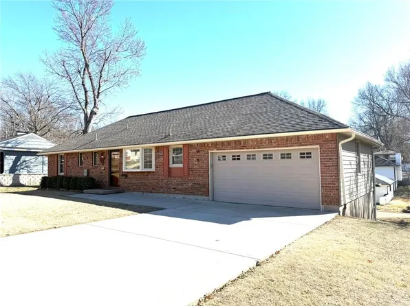 11703 E 48th St, Kansas City, MO 64133