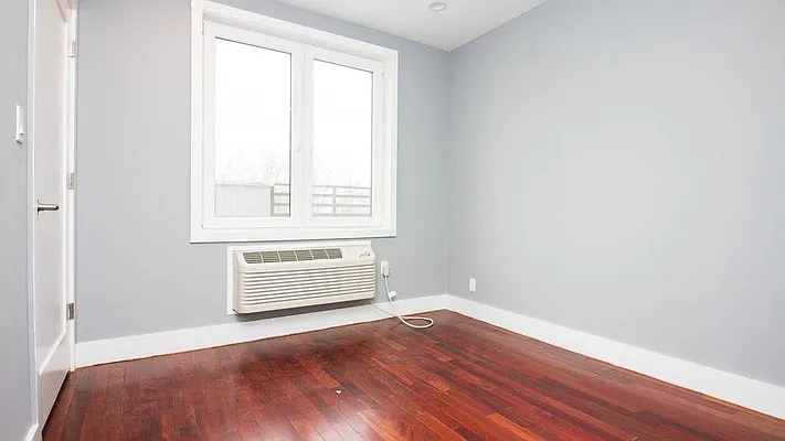 Rented by Nooklyn NYC LLC | media 22