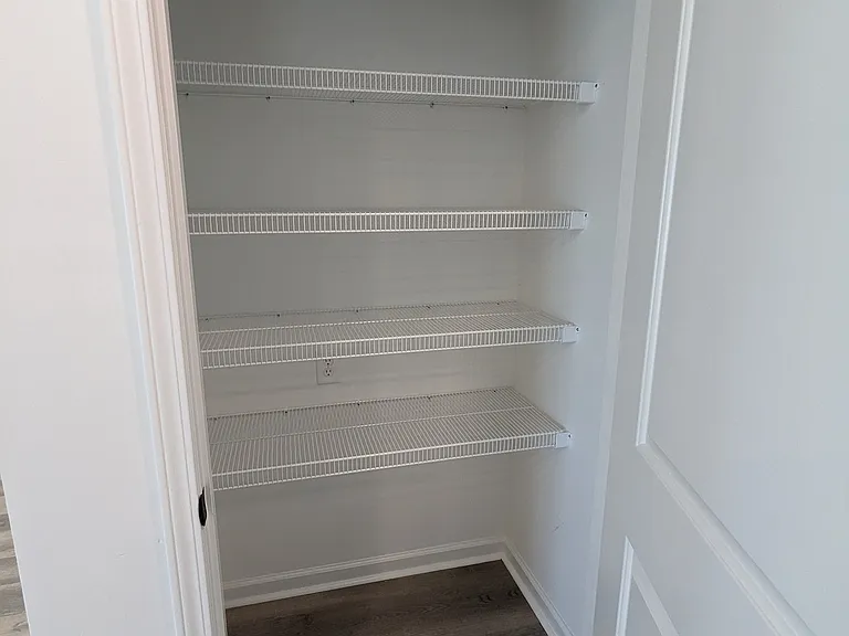 113 Edgefield Rd — Photo 29