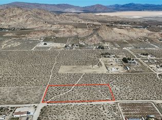 799 Bullrush Rd, Lucerne Valley, CA 92356
