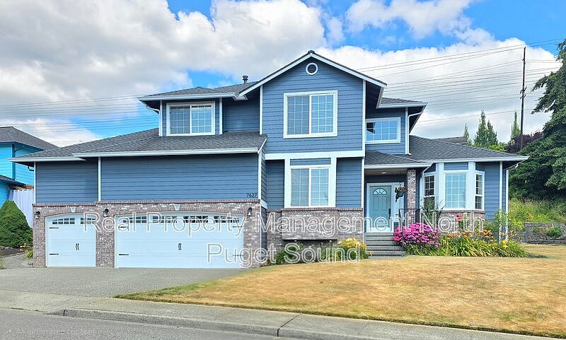 1st image of 7627 80th Ave NE