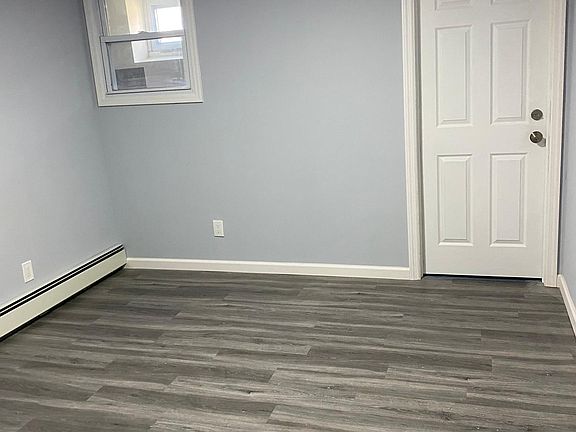3rd image of 113 Park Ave #Na