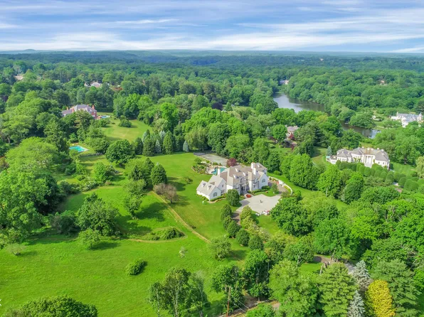 7 Close Rd, Greenwich, CT 06831