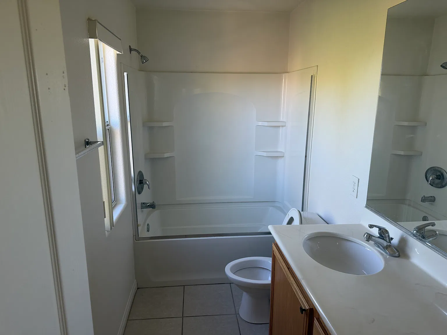 3 bed, 1611 sqft, $1,850 — Photo 3