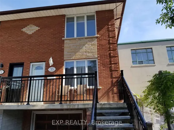 33 Mitchell Ave, Toronto, ON M6J 1C1