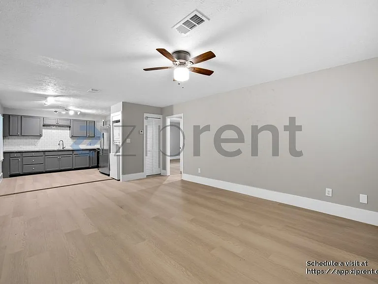 721 Ford Pl #A — Photo 3