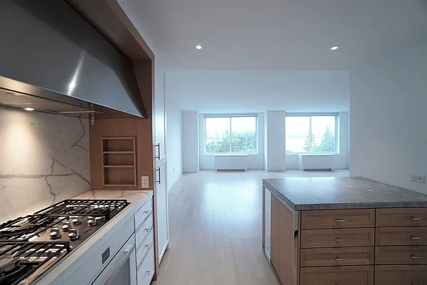 Rented by Renetta Real Estate | media 60