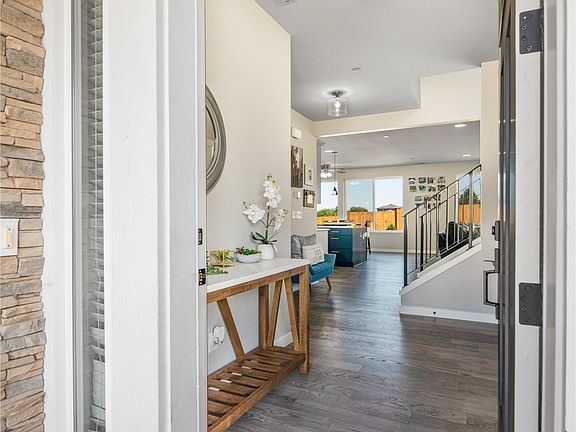 4th image of 6031 41st Street NE