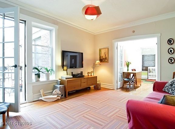 2nd image of 3642 N Pine Grove Ave APT 3K