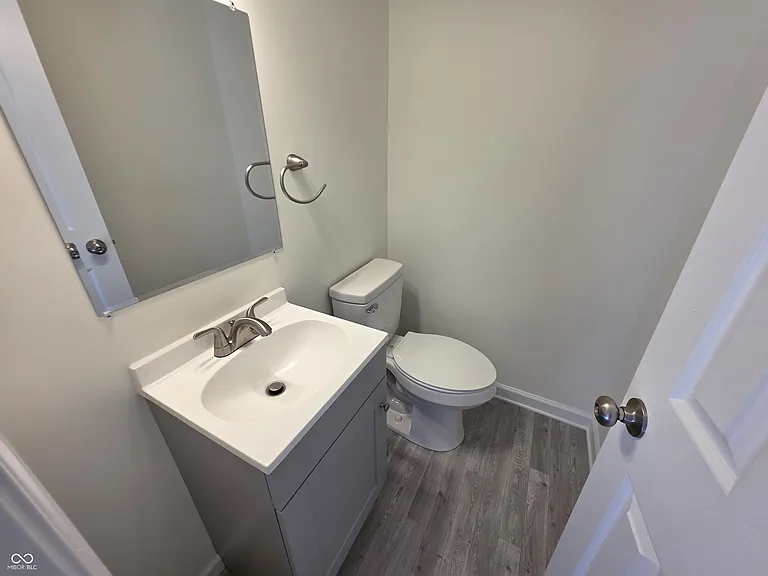 10207 Penrith Dr — Photo 9