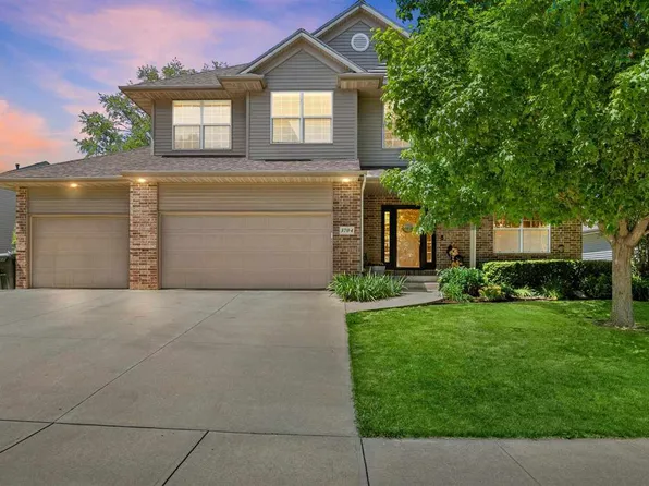 3704 Donegal Ct, Iowa City, IA 52246