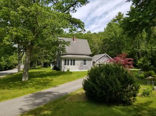 5 Great Pond Rd, Franklin, ME 04634