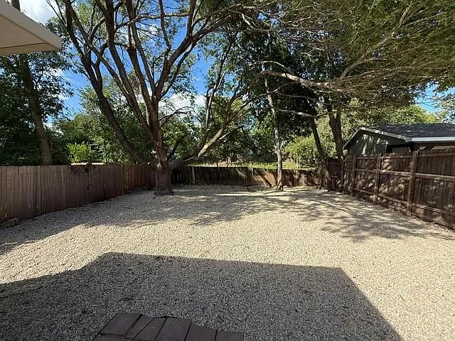 13014 Staton Dr — Photo 9