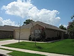 2nd image of 1105 Boxwood Dr