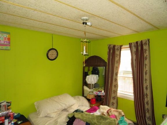4th image of 162 Basswood Ln
