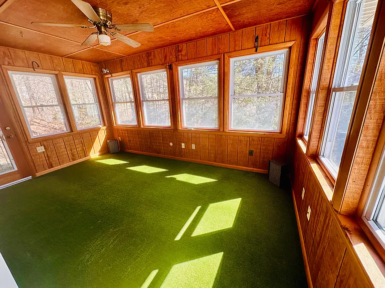 410 Barbara Dr — Photo 66