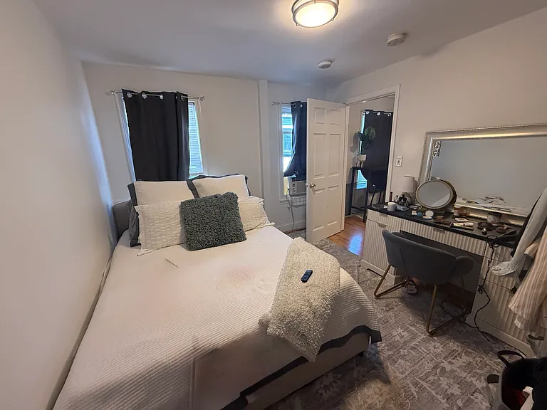 205 D St #1 — Photo 11