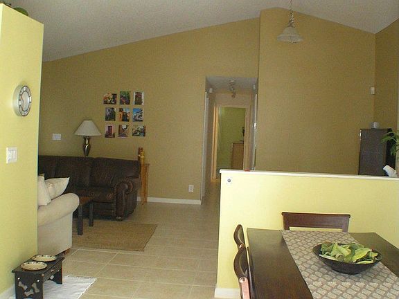 5th image of 625 E Clearbrook Cir