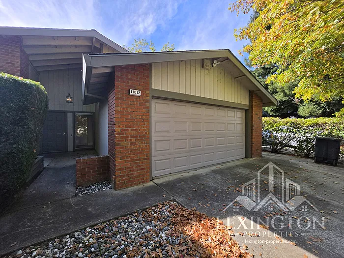 3 bed, 2.0 bath, 1409 sqft, $2,550 — Photo 4