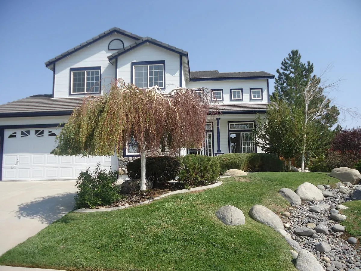 5365 Twin Creeks Dr photo 1