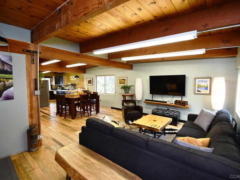 1st image of 1224 Oak Cir