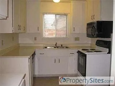 5134 Greenberry Dr photo 1