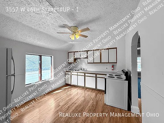 3rd image of 3557 W 46th St #Up-1