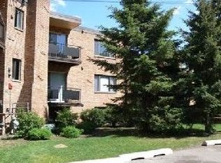 1770 Adolphus St N, Saint Paul, MN 55117