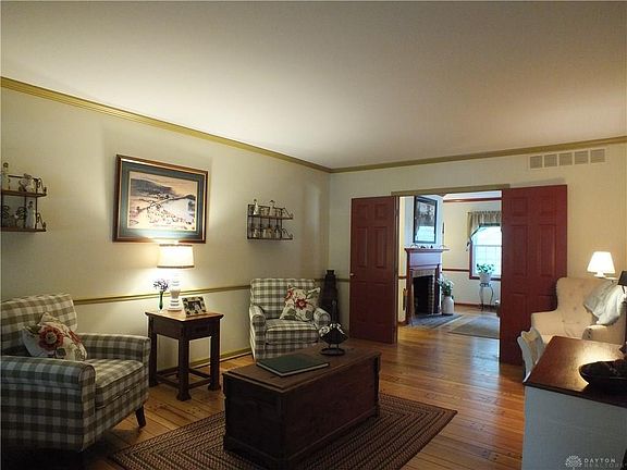 3rd image of 71 Wythe Parish St