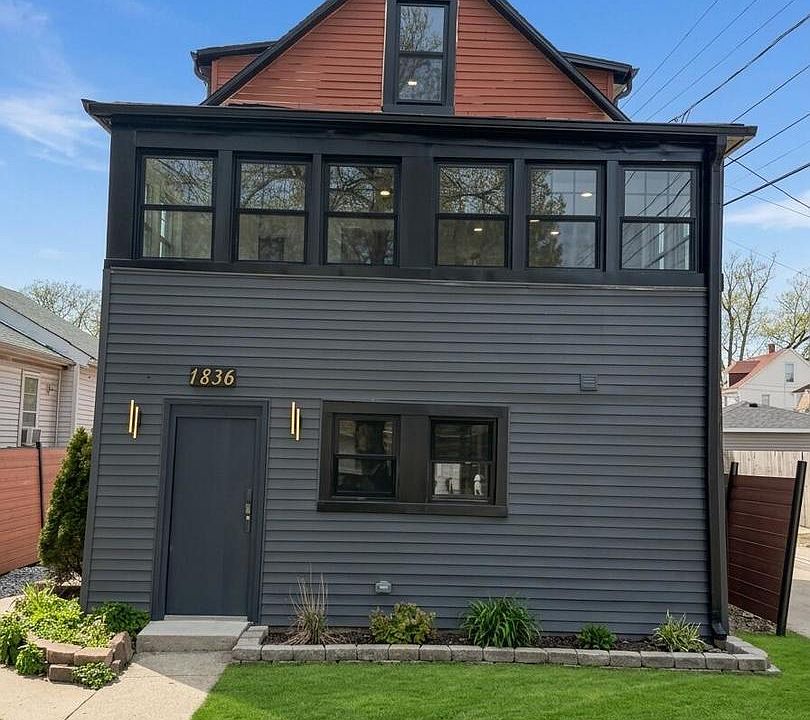 1st image of 1836 Hartrey Ave
