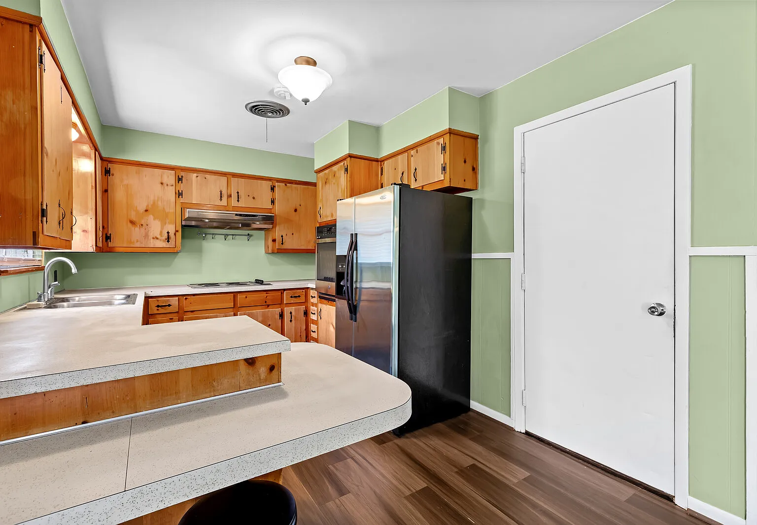 326 South Barbara Street - 1 — Photo 4