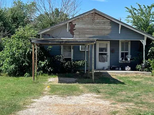 123 Cedar St, Perry, OK 73077