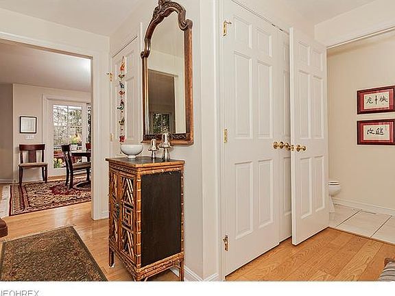 5th image of 68 E Orange St