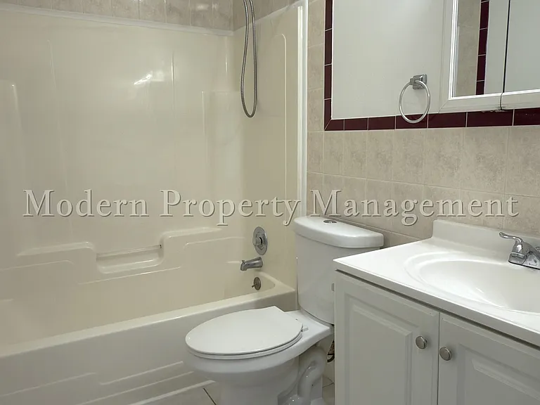 6757 Cornell St — Photo 9