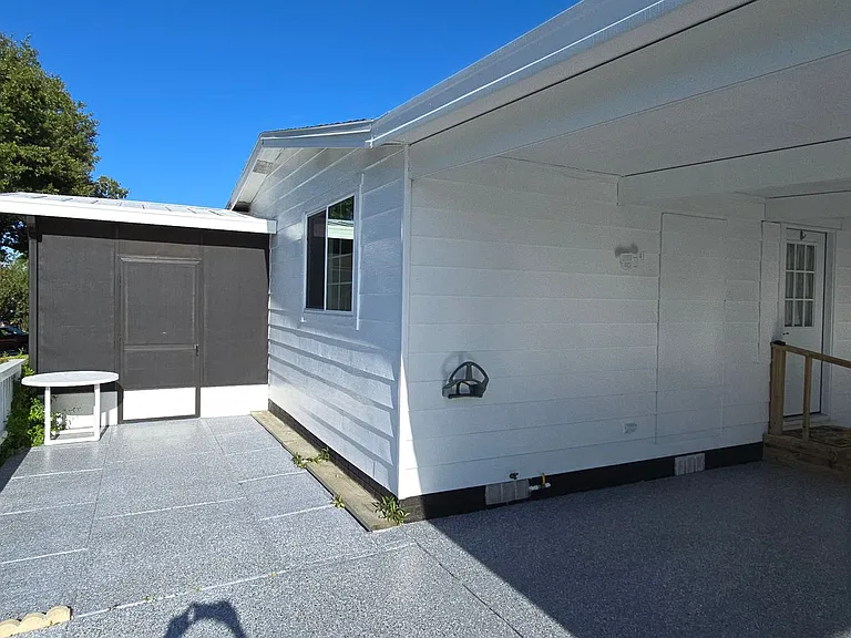1715 Pebble Beach Ln — Photo 25
