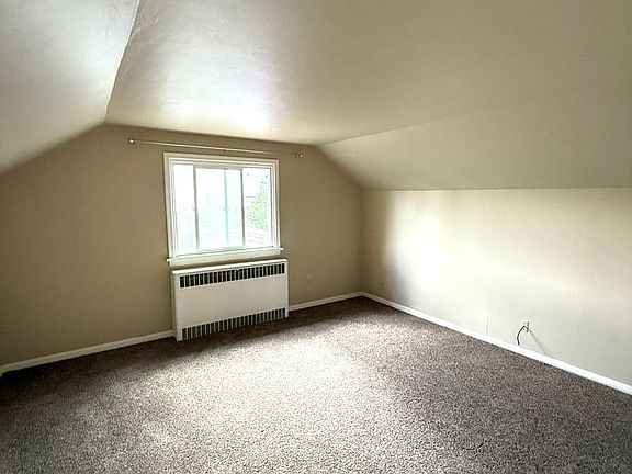 5th image of 710 N Jackson St #1/2
