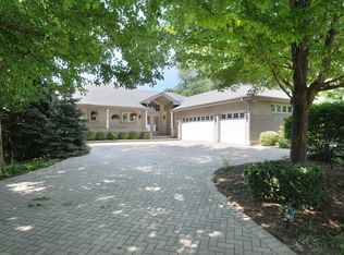 1735 Fox Mead Cir, Montgomery, IL 60538