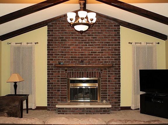 4th image of 1961 Towner Ln