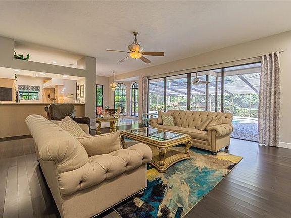 5th image of 1709 Huntington Ct