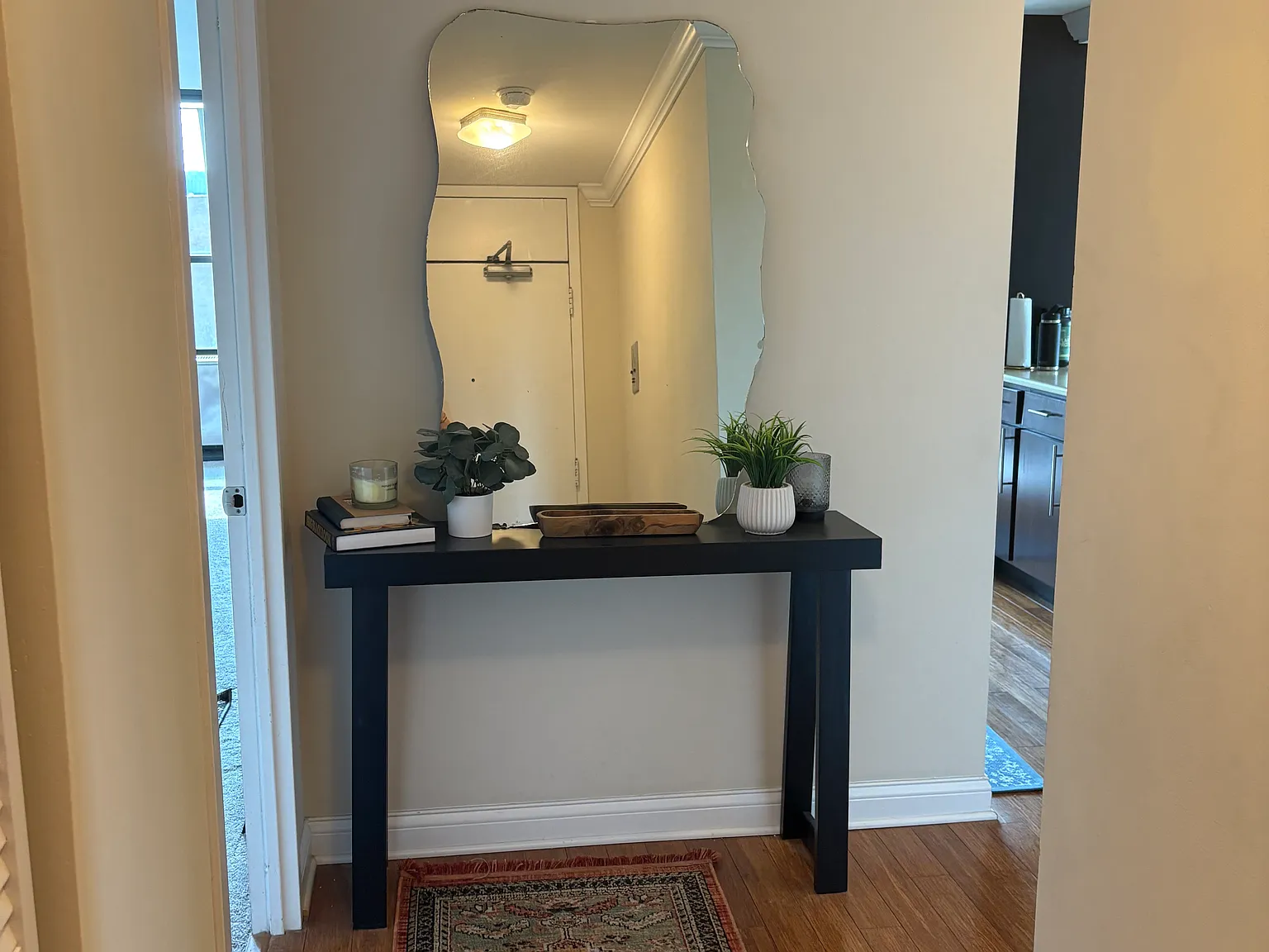 2 bed, 1215 sqft, $3,999 — Photo 3