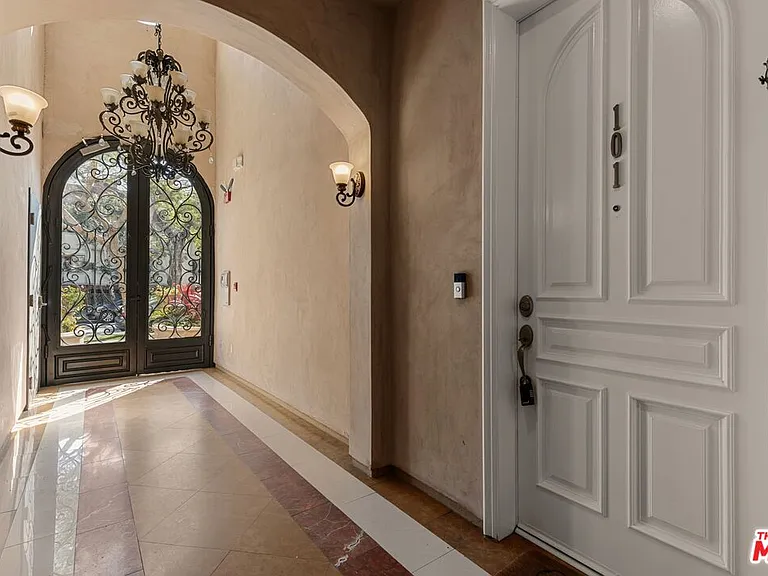 1610 Camden Ave #101 — Photo 31