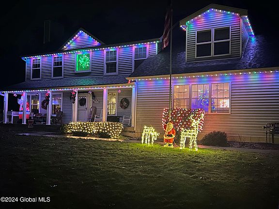 3rd image of 109 Farr Lane