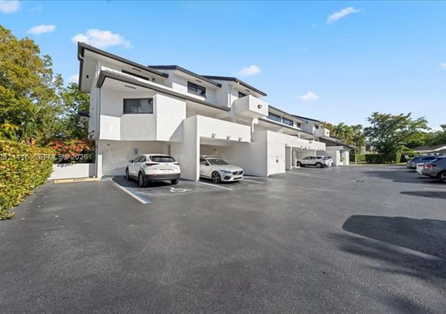 5750 Turin St th 207, Coral Gables, FL 33146 — Photo 2