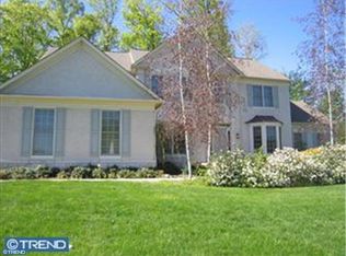 10 John Beal Dr, Garnet Valley, PA 19060