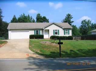 399 Hammond Rd, Statham, GA 30666