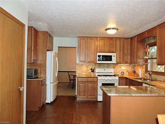 5th image of 5980 Wild Oak Dr