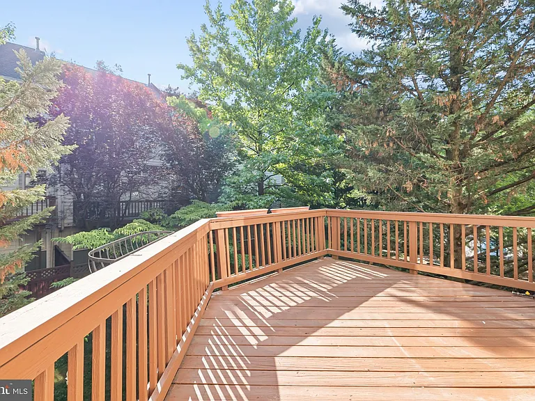 5237 Bessley Pl — Photo 29