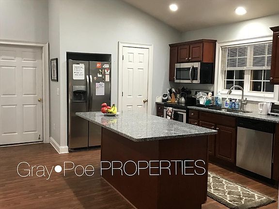 Granite countertops and new stainless steel appliances!